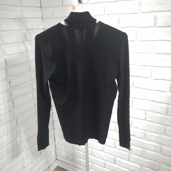 Suzy Shier Ladies Size Small Black Lightweight V-neck w/Tie Front Sweater - Picture 2 of 10